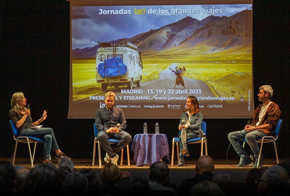 ¿Qué aportan los grandes viajes? Mesa redonda con Daniel Landa, Alicia Sornosa y Roberto Sastre | 144