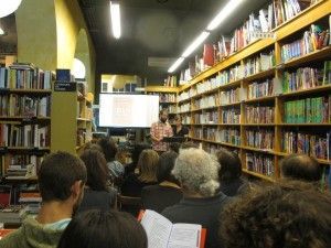 Presentación del libro "Cómo preparar un gran viaje" en la librería de viajes Ulyssus de Girona